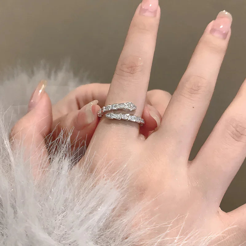 Uopa ring