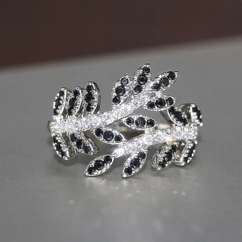Mary ring