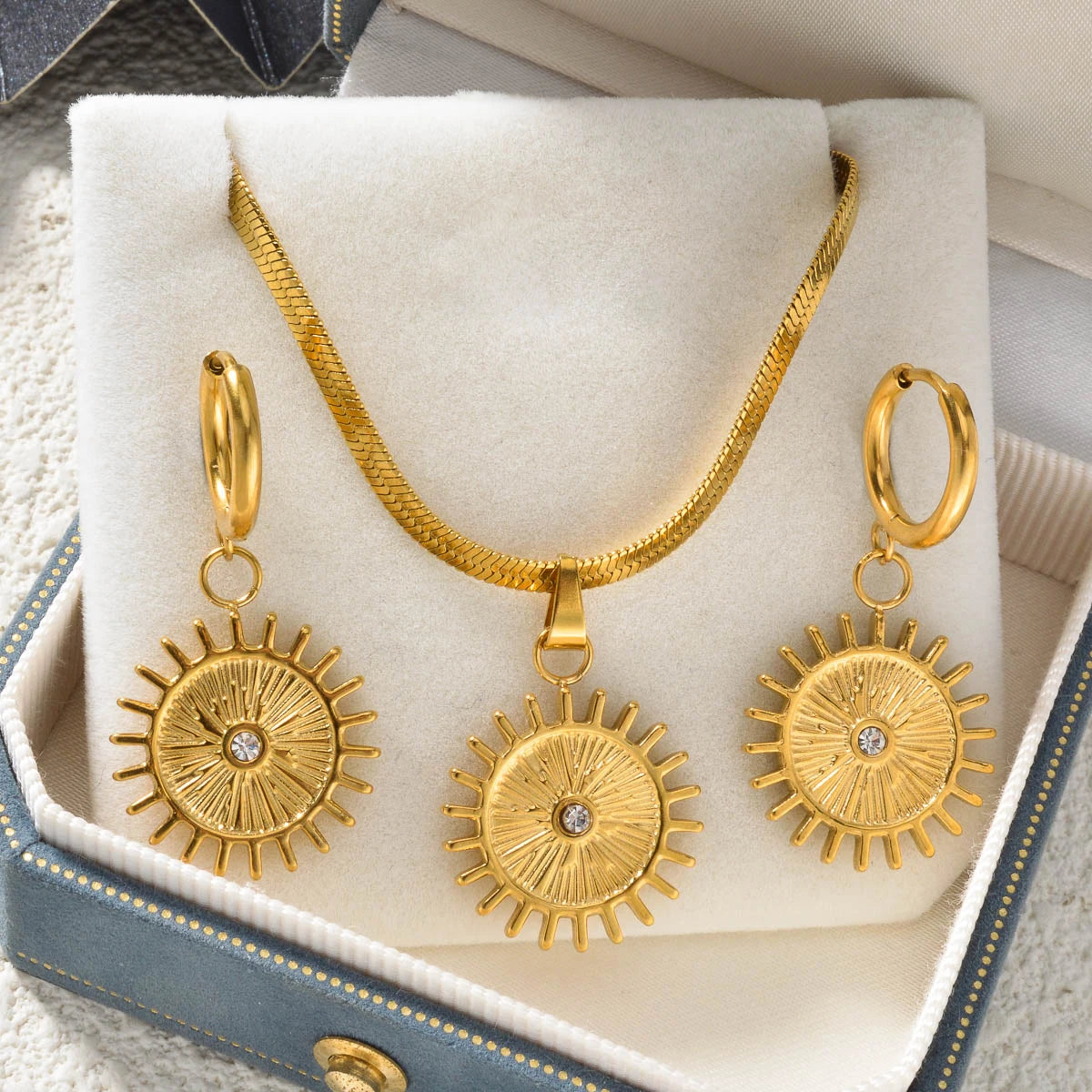 eriny earrings
