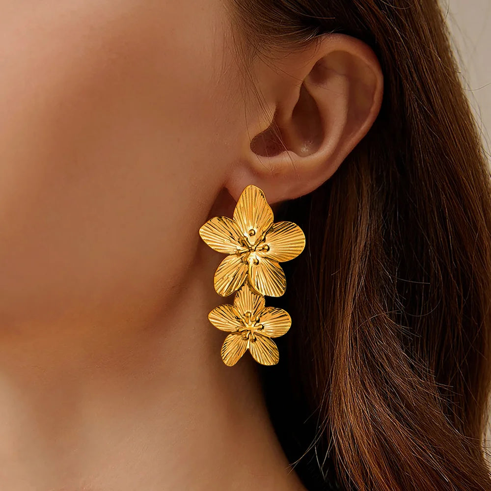 olala earrings