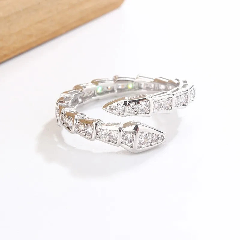Uopa ring