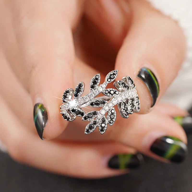 Mary ring
