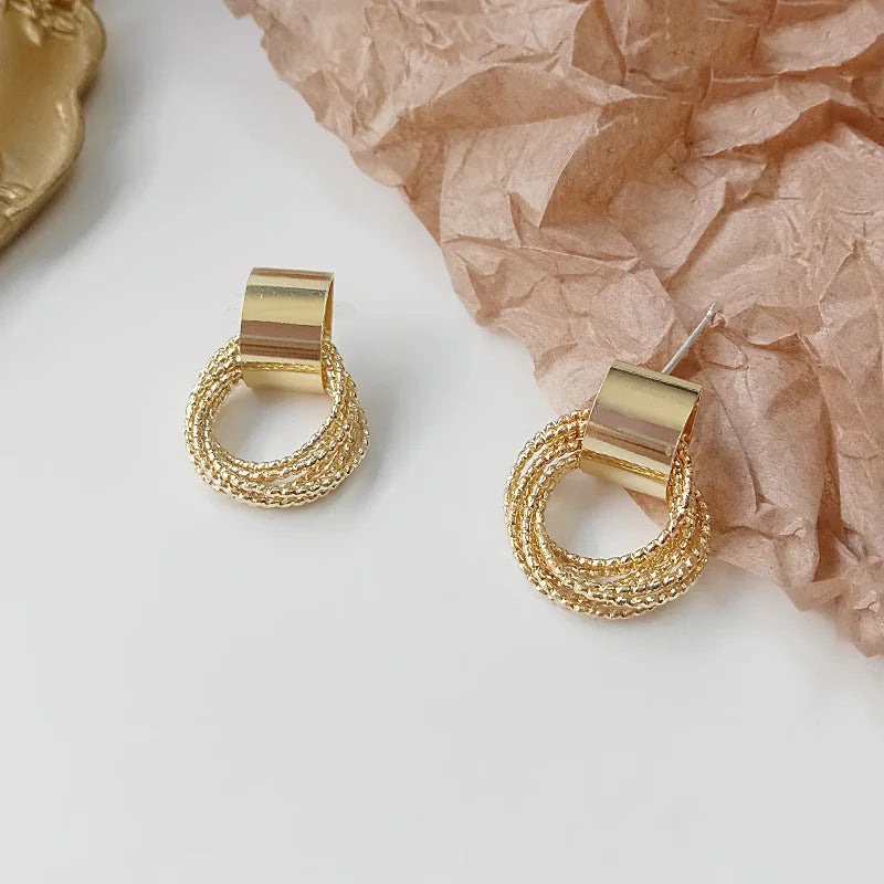 helo earrings
