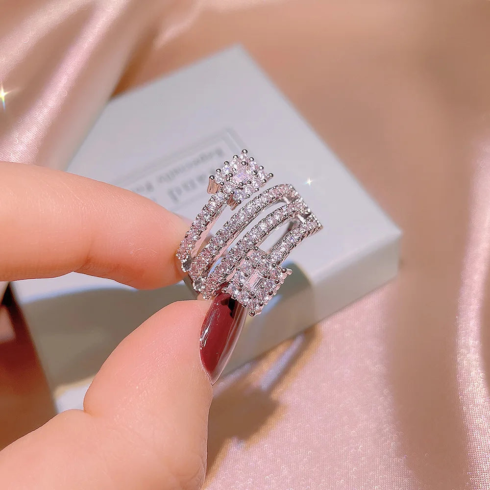 Evona ring